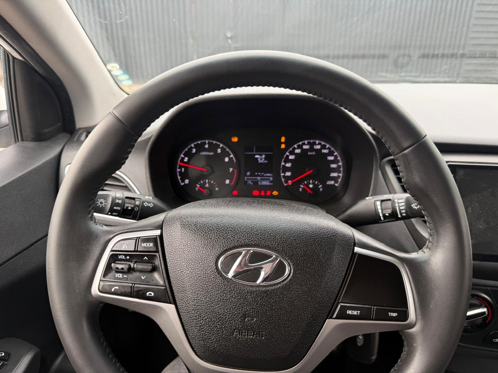 Hyundai ACCENT HCI 1.4 2023 - Imagen 14 de 20