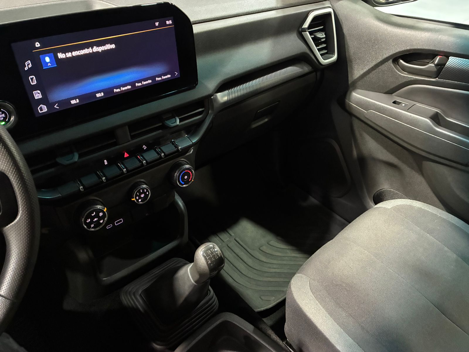 Chevrolet COLORADO DCAB 4X4 2.8 2024 - Imagen 9 de 11