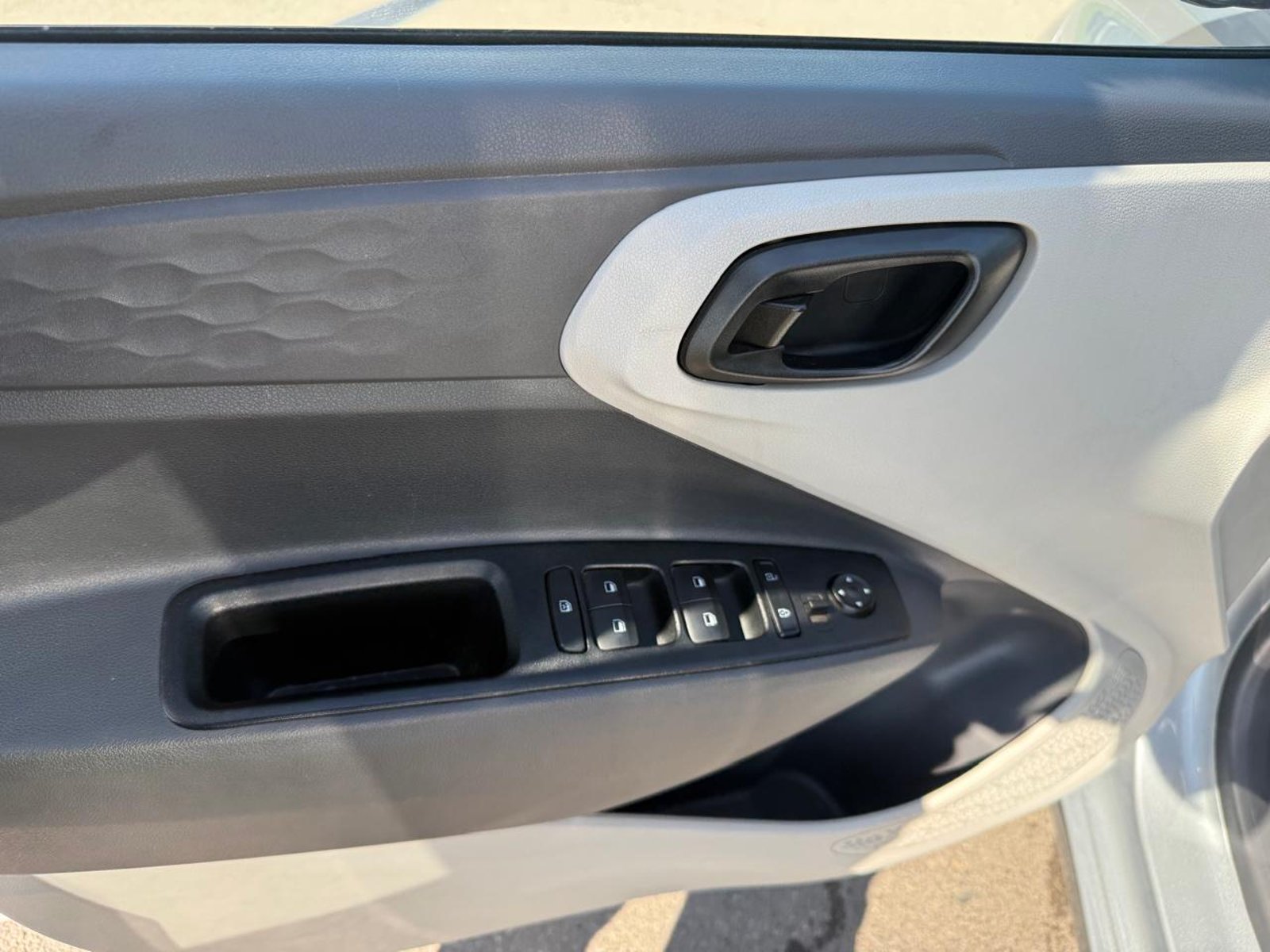 Hyundai GRAND I10 1.2 AUT 2025 - Imagen 12 de 20