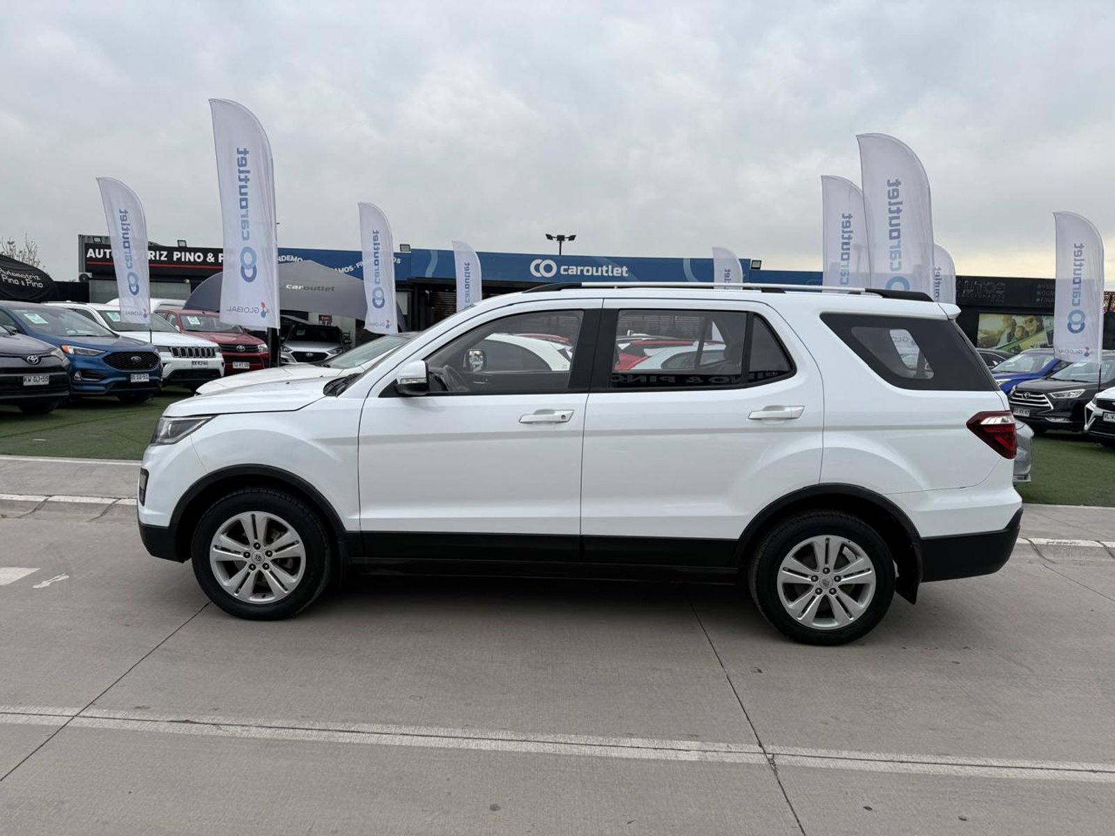 Changan CX70 OTTO 1.6 2019 - Foto 2 de 20