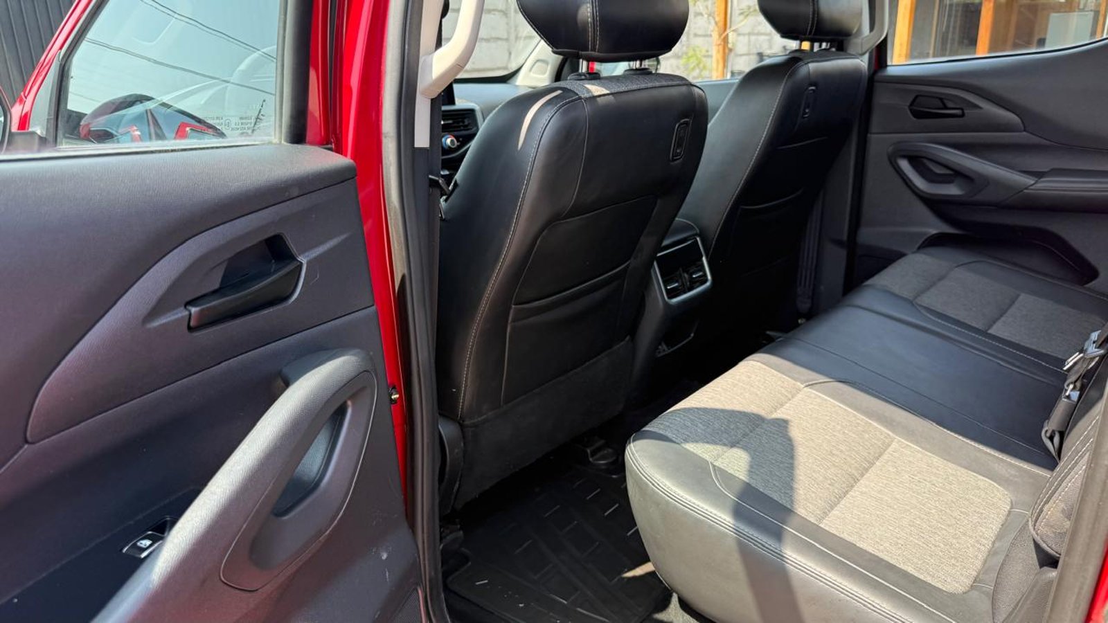 Peugeot LANDTREK 4X4 1.9 2023 - Imagen 19 de 20