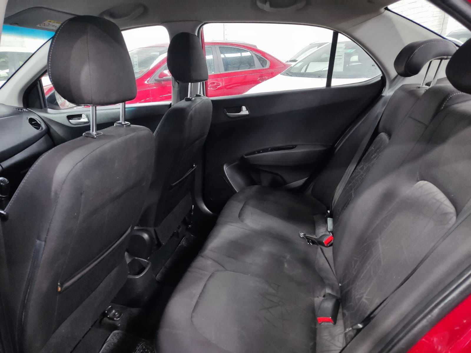 Hyundai GRAND I10 4X2 1.2 2018 - Imagen 14 de 14