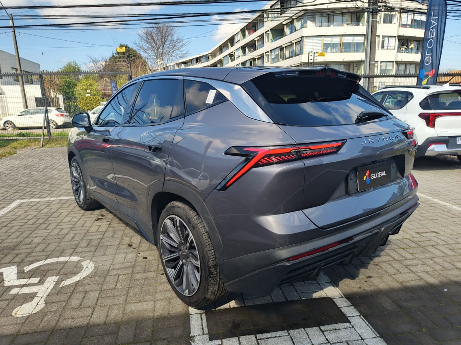 Jetour DASHING 1.6 AUT 2024 - Foto 2 de 12