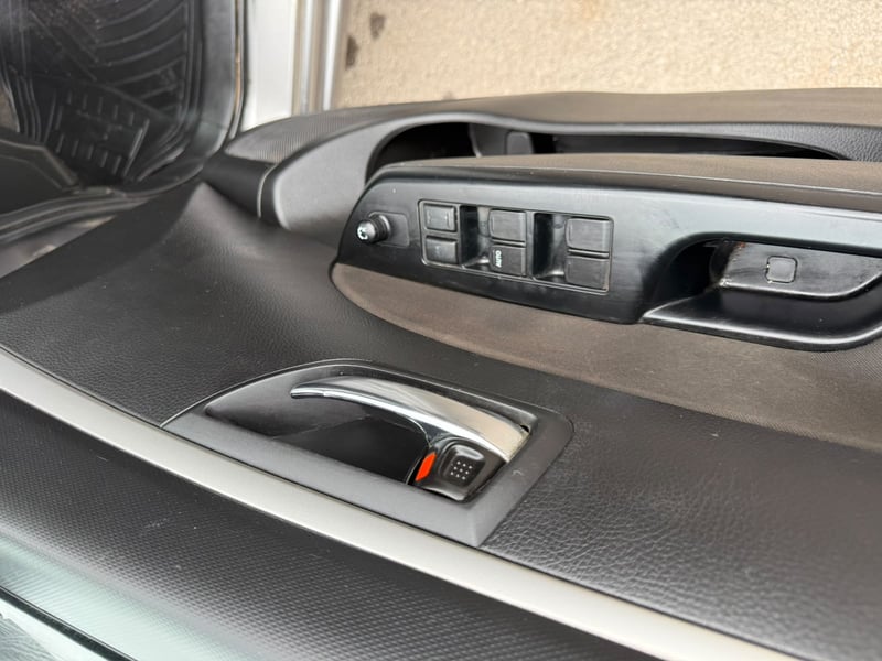 Suzuki SWIFT GL 1.2 2016 - Imagen 11 de 20