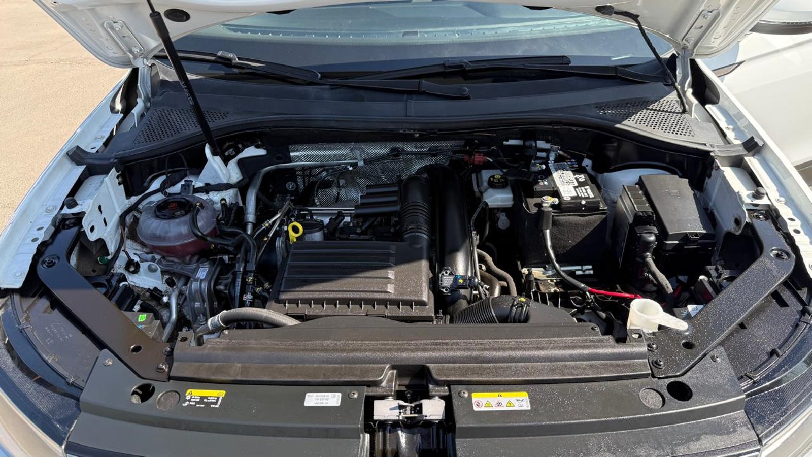 Volkswagen TIGUAN 1.4 AT 2023 - Imagen 9 de 20