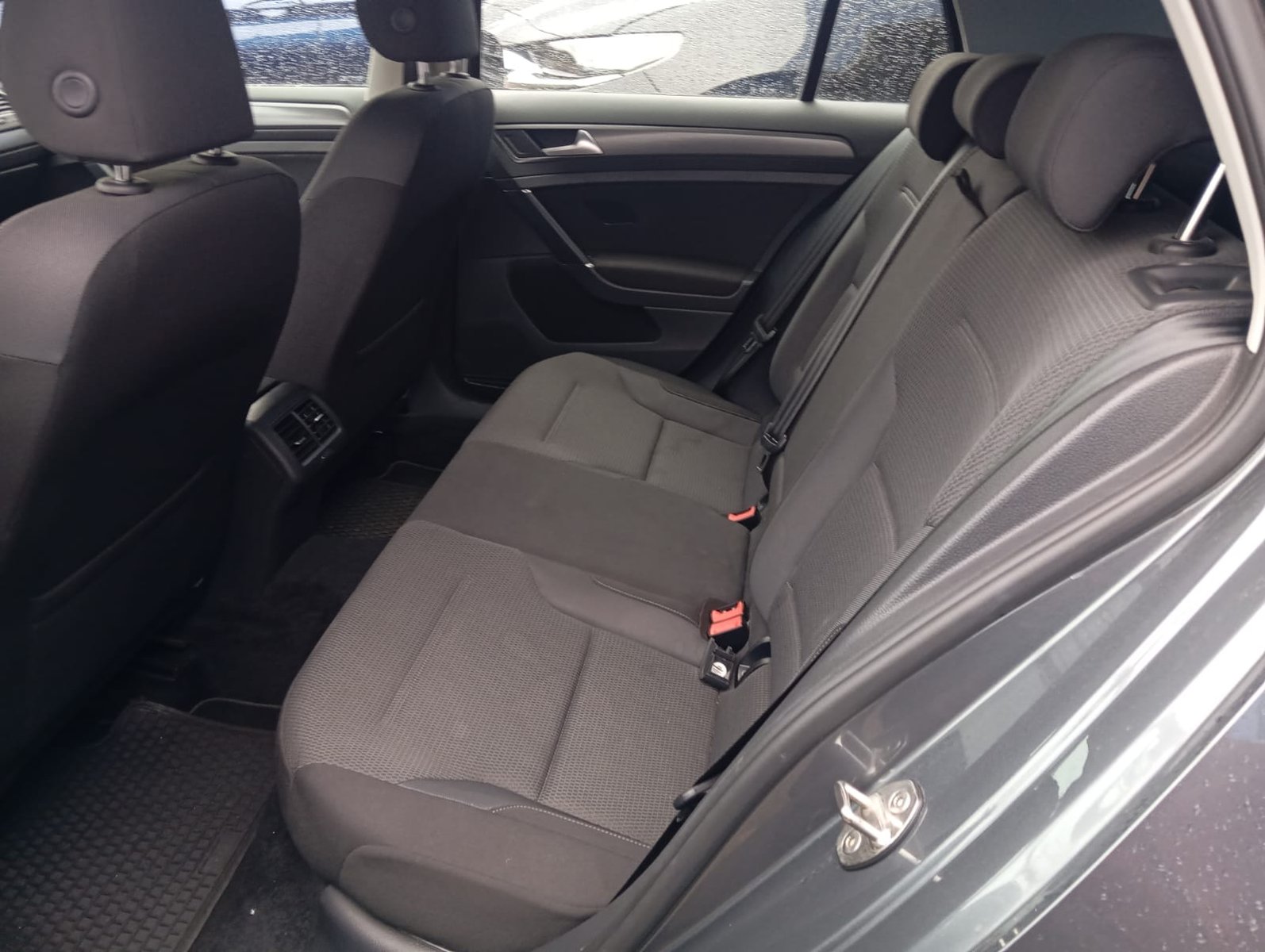Volkswagen GOLF 1.6 COMFORT 2020 - Imagen 7 de 12