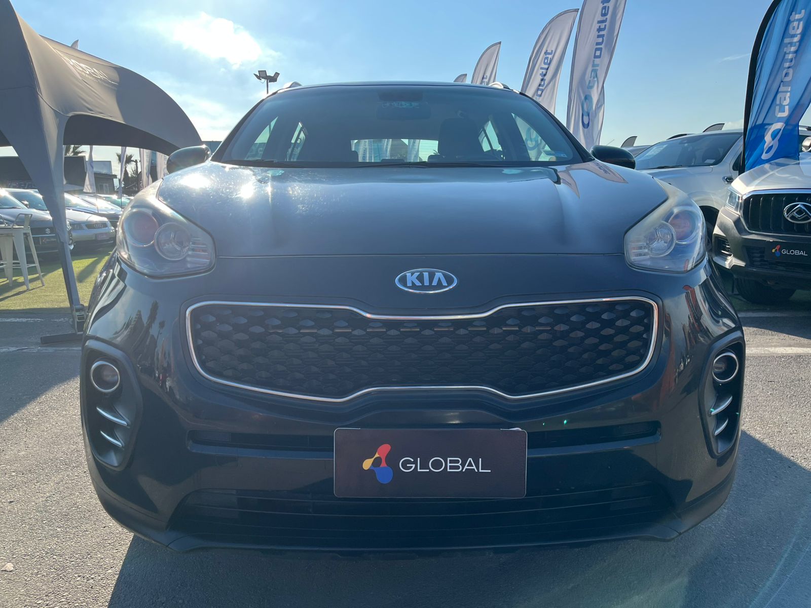 Kia SPORTAGE LX 2.0 2018 - Imagen 8 de 19