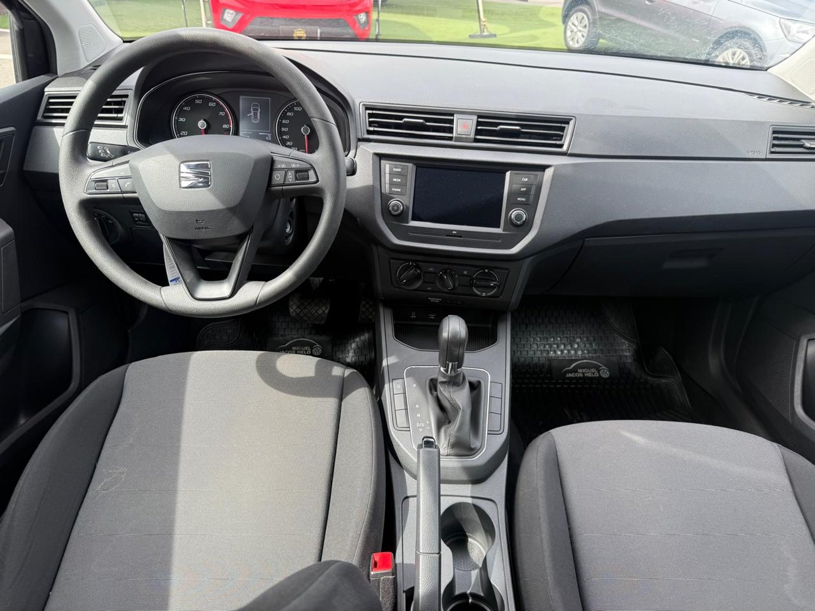 SEAT ARONA 1.6 AUT 2020 - Imagen 13 de 20