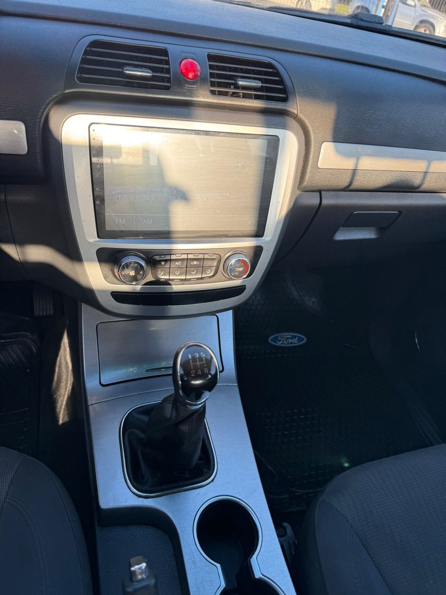 JAC T6 4X2 PICKUP 2.0 2023 - Imagen 8 de 10