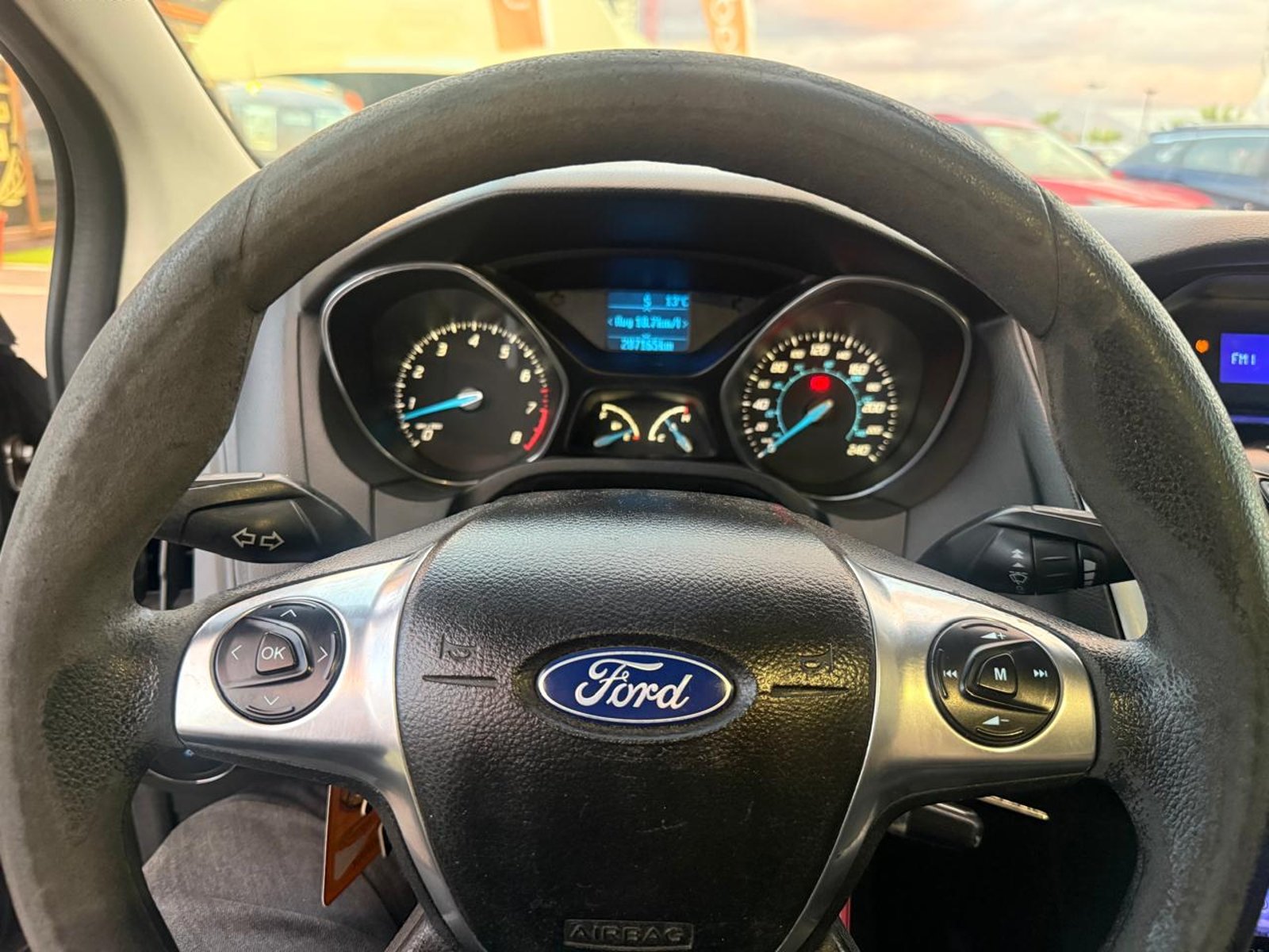 Ford FOCUS SE 5P MT 2012 - Imagen 13 de 19