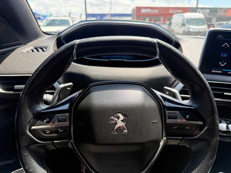 Peugeot 5008 GT LINE 1.6 AUT 2018 - Imagen 13 de 20
