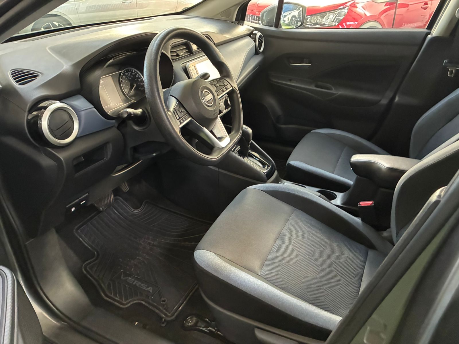 Nissan VERSA ADVANCE 1.6 AUT 2024 - Imagen 11 de 11