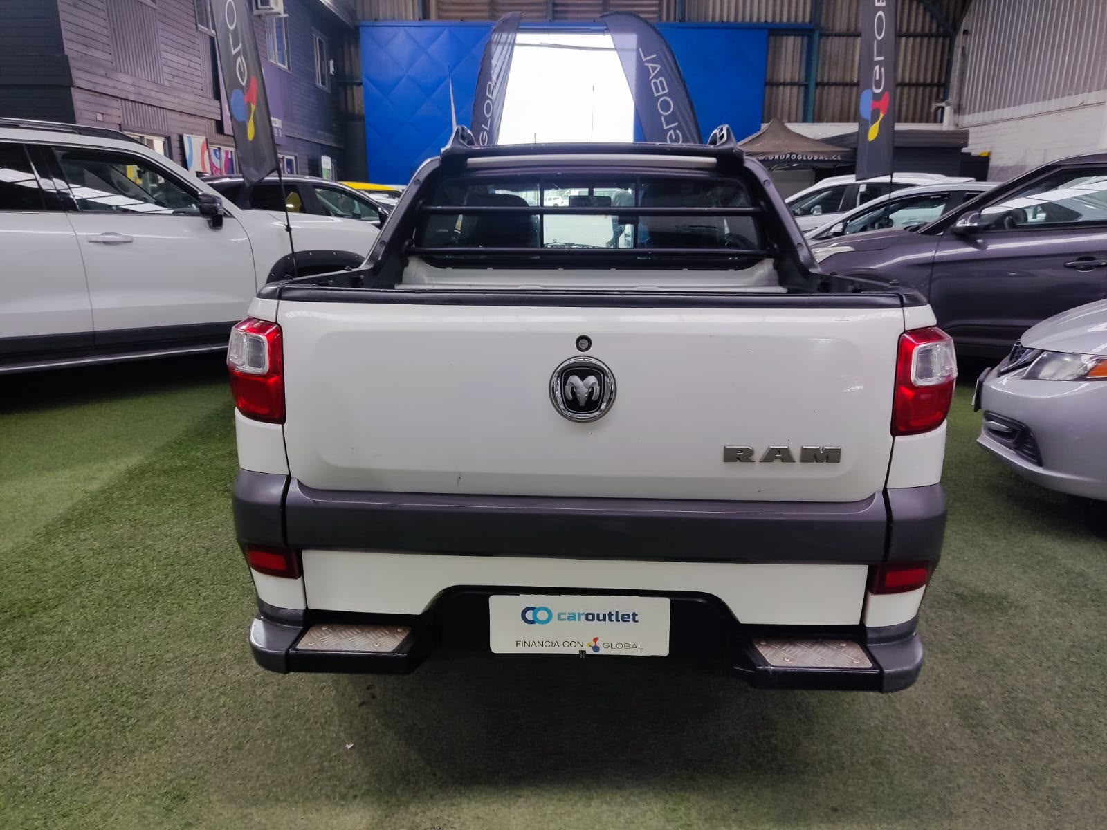 RAM 700 DCAB SLT 1.4 2019 - Foto 4 de 16