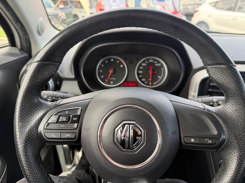 MG 3 HATCH BACK 1.5 2022 - Imagen 13 de 20