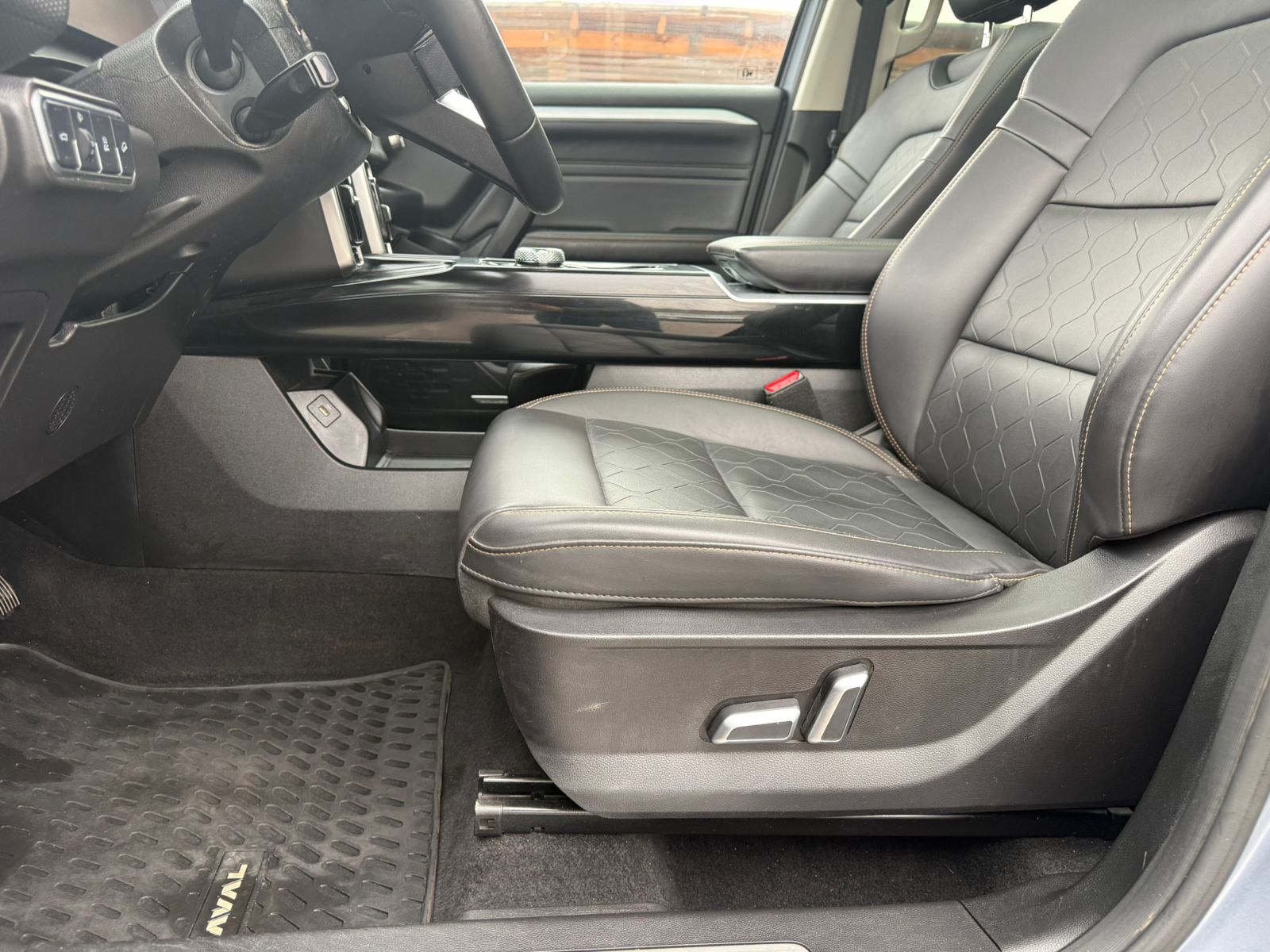 Haval DARGO DELUXE 4X4 2.0 AUT 2024 - Imagen 10 de 19