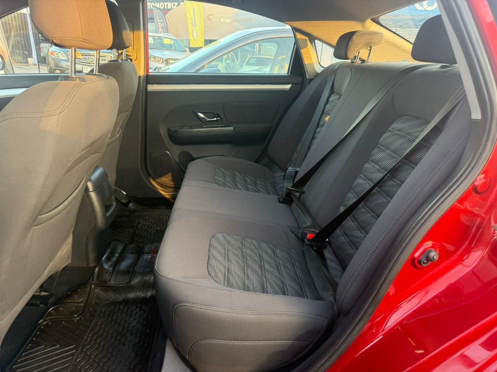 Dongfeng JOYEAR S50 1.5 2022 - Imagen 15 de 18
