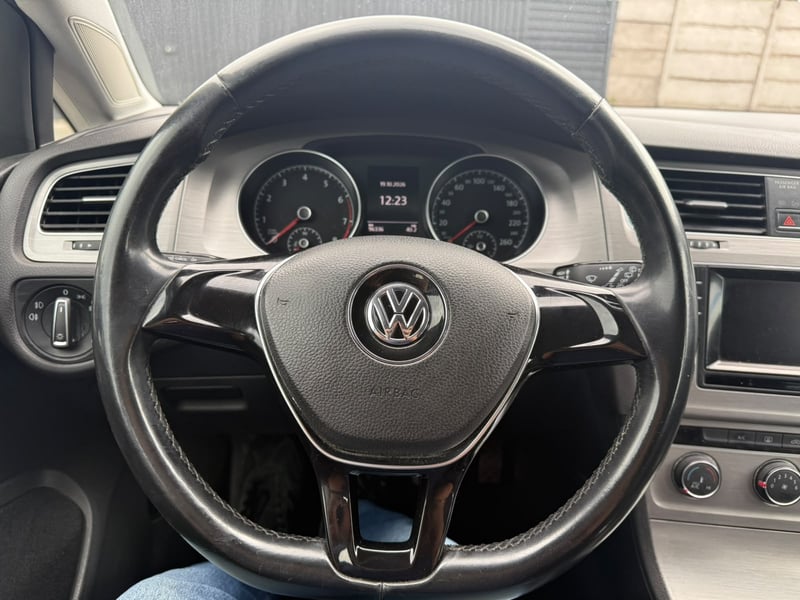 Volkswagen GOLF HB 1.6 2015 - Imagen 12 de 19