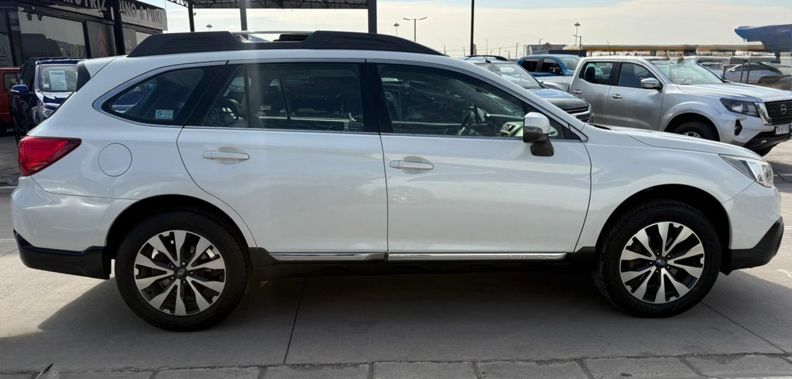 SUBARU ALL NEW OUTBACK LTD AWD CVT 2.5I 2018 - Imagen 6 de 18