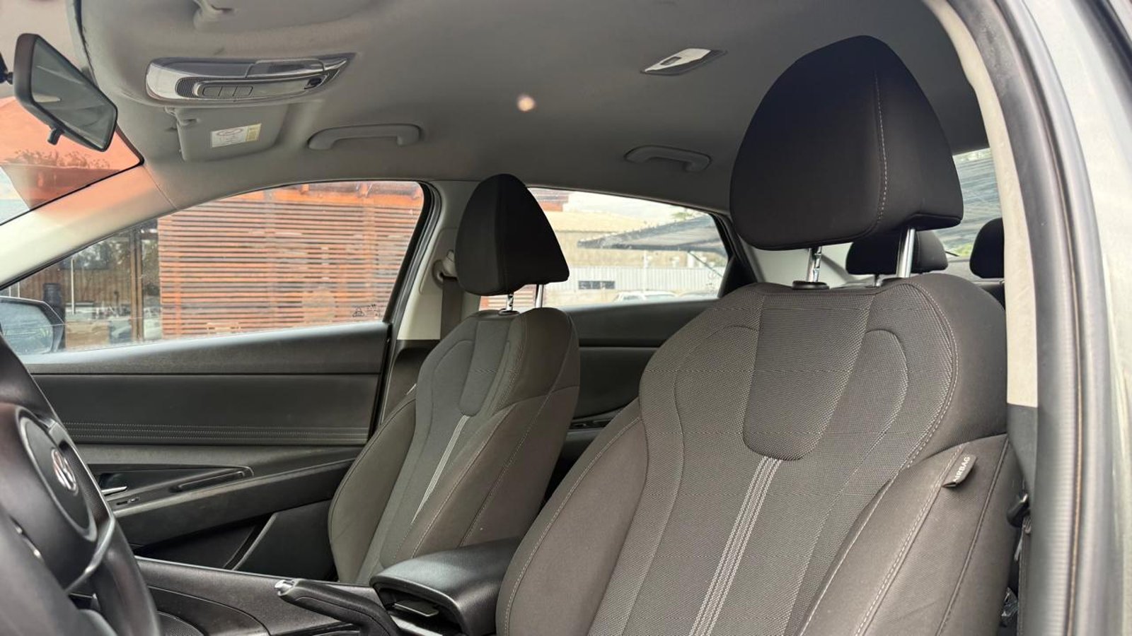 HYUNDAI ELANTRA CN7 1.6 2023 - Imagen 10 de 20