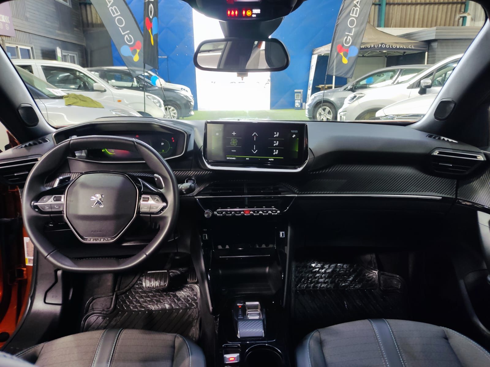 Peugeot 2008 BLUE HDI 130 EAT8 1.5 AUT 2023 - Imagen 8 de 13