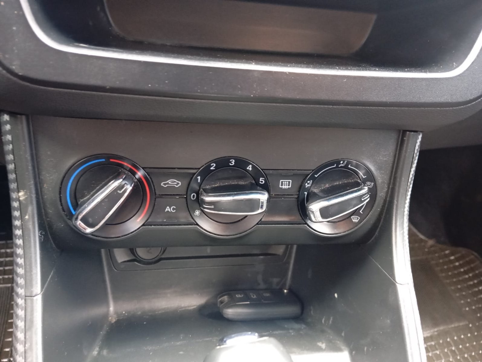 MG ZS 1.5 2023 - Imagen 12 de 13
