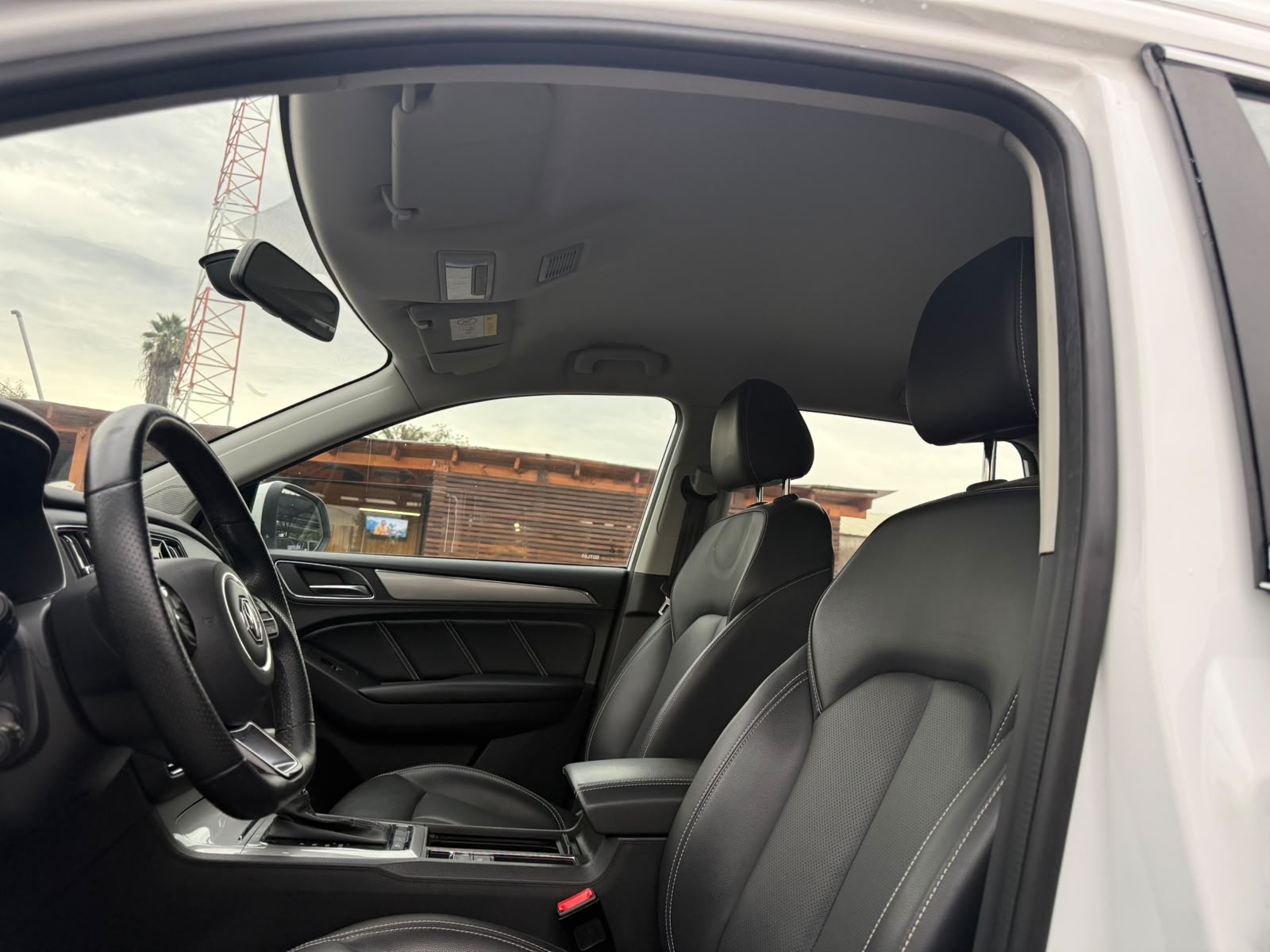 MG RX5 1.5 2022 - Imagen 9 de 20