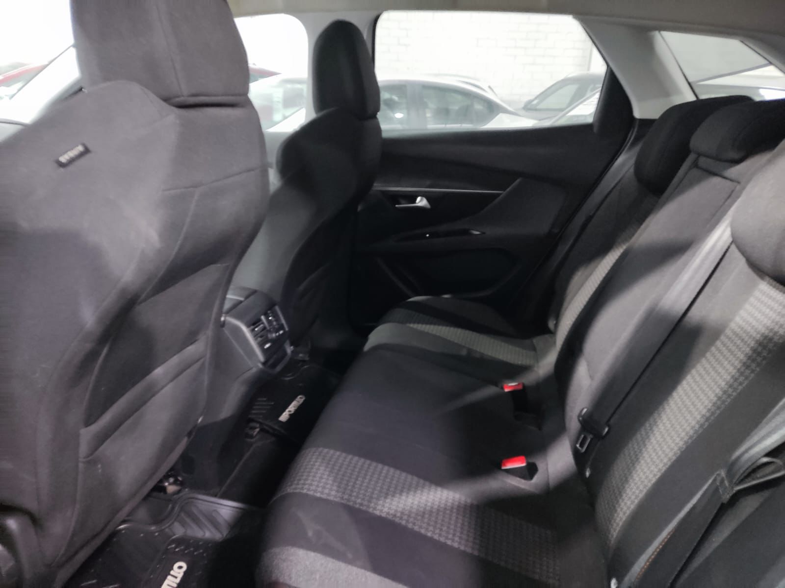 Peugeot 3008 ACTIVE 1.6 AT 2017 - Imagen 12 de 13