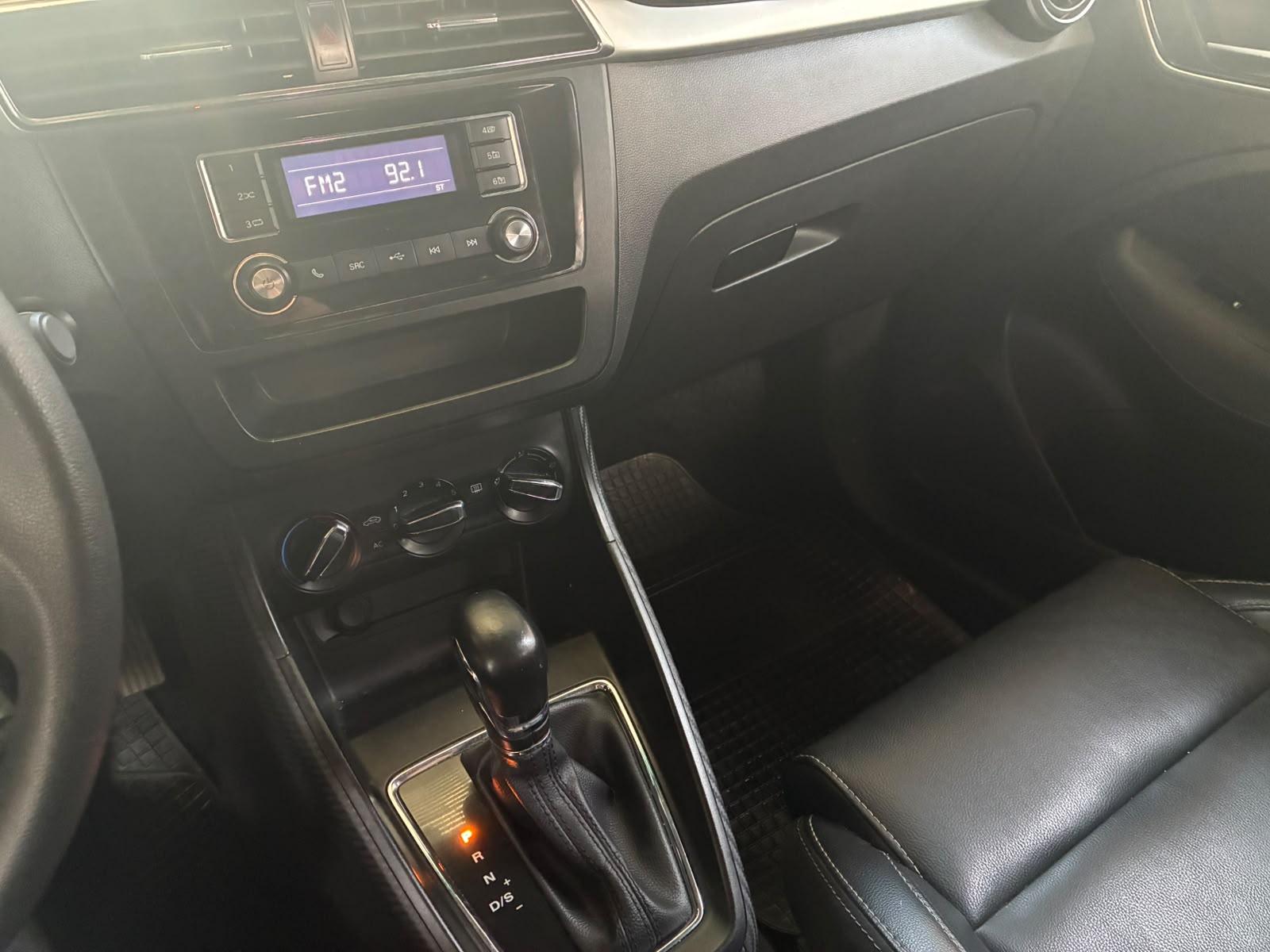 MG ZS 1.5 2023 - Imagen 8 de 11