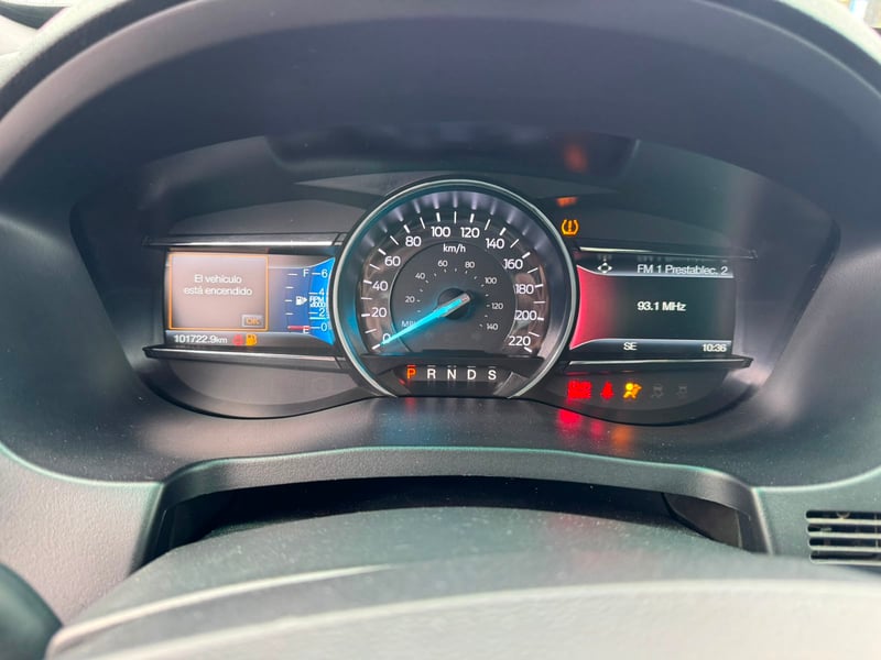 Ford EXPLORER LTD 4X4 2.3 AUT 2020 - Imagen 8 de 10