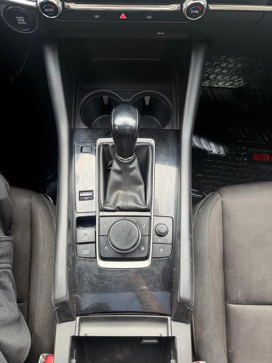 Mazda NEW 3 2.0 AUT 2023 - Imagen 17 de 20