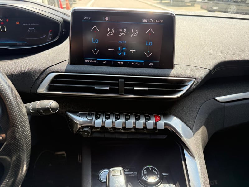 Peugeot 5008 GT LINE 1.6 AUT 2018 - Imagen 15 de 20