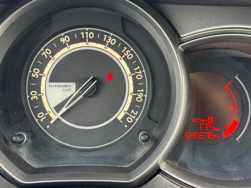 Citroën C3 1.6 2015 - Imagen 13 de 18