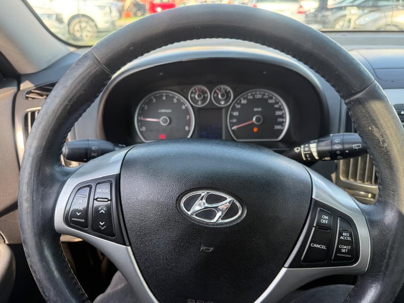 Hyundai I-30 2.0 GLS AC 2AB 2013 - Imagen 13 de 19