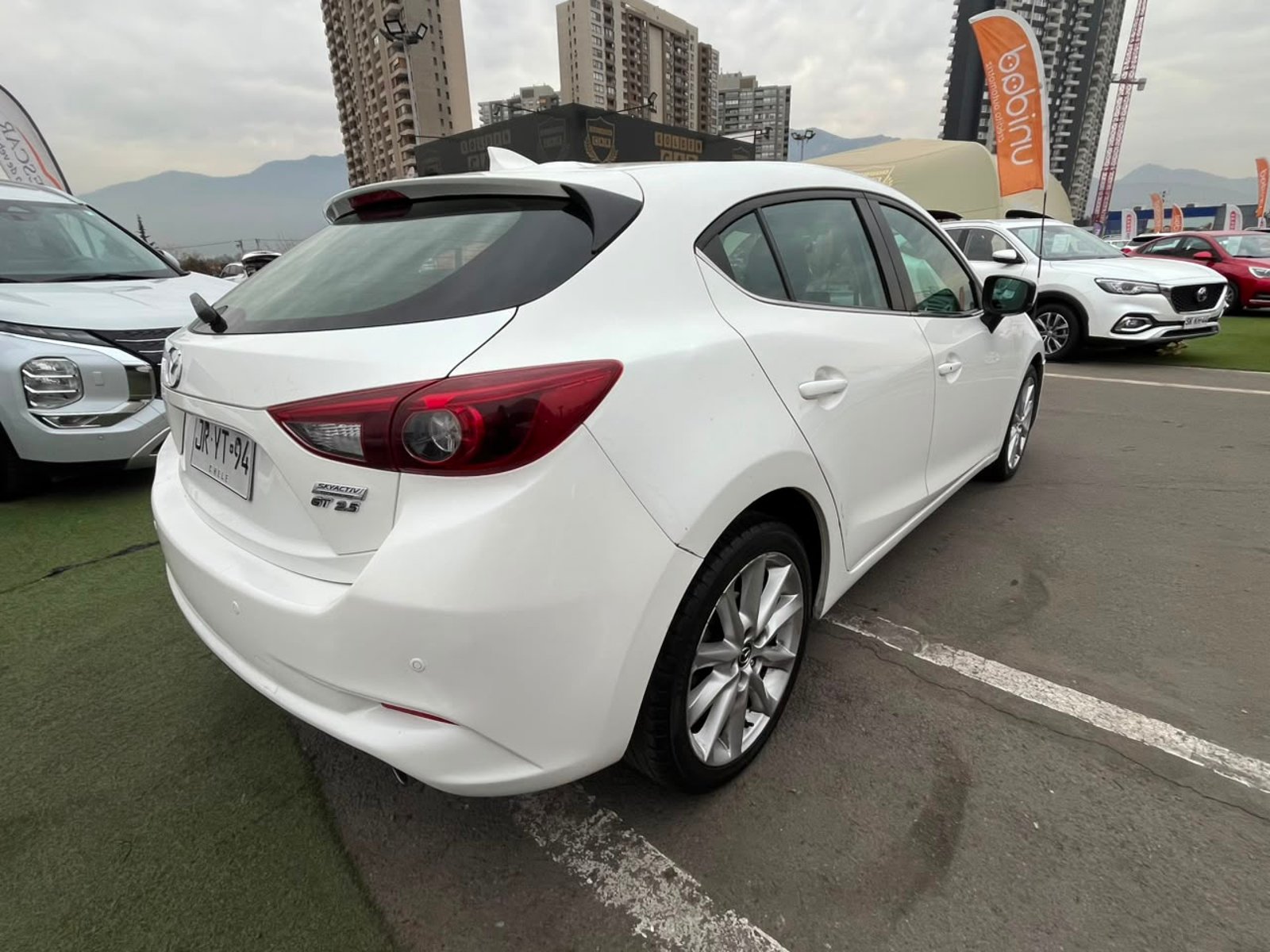 Mazda 3 HATCH BACK 2.0 AUT 2018 - Foto 5 de 18