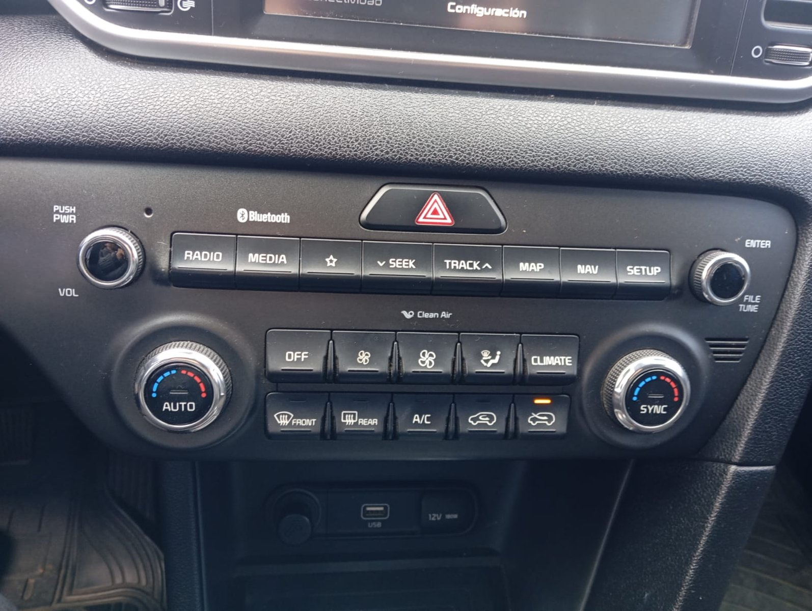 Kia SPORTAGE LX 2.0 2020 - Imagen 8 de 12