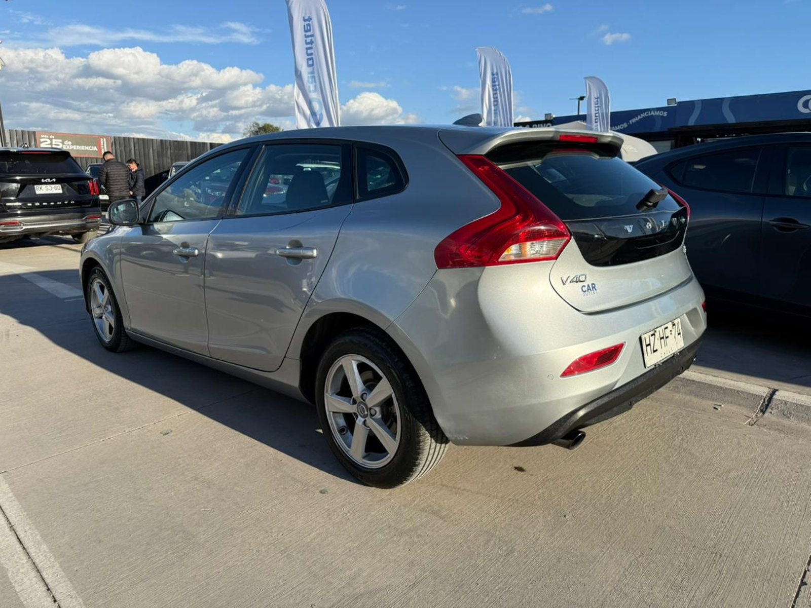 Volvo V40 T4 COMFORT 2016 - Imagen 3 de 18