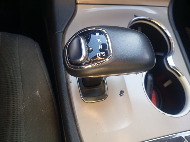 Jeep NEW GRAND CHEROKEE LAREDO 3.6 AUT 2014 - Imagen 11 de 13