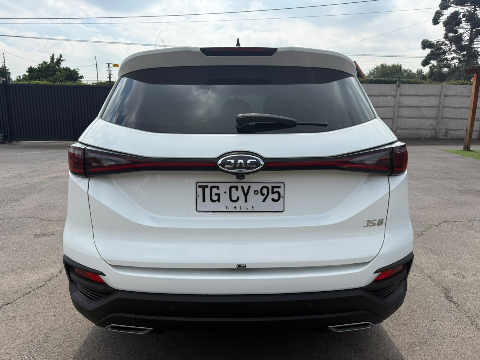 JAC JS8 TURBO DCT 1.5 AUT 2024 - Foto 4 de 20