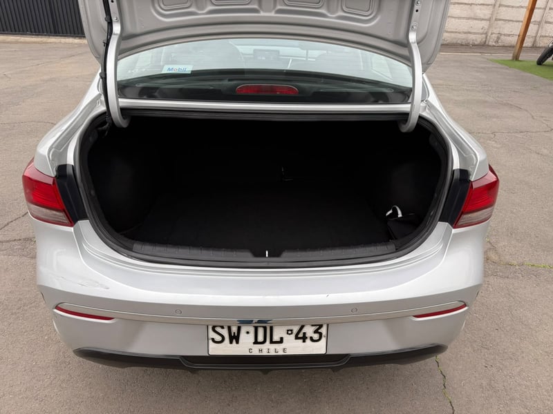 Kia RIO 4 6MT 1.4 2023 - Imagen 20 de 20