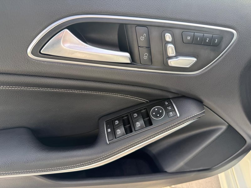 Mercedes-Benz A200 D 2017 - Imagen 11 de 20