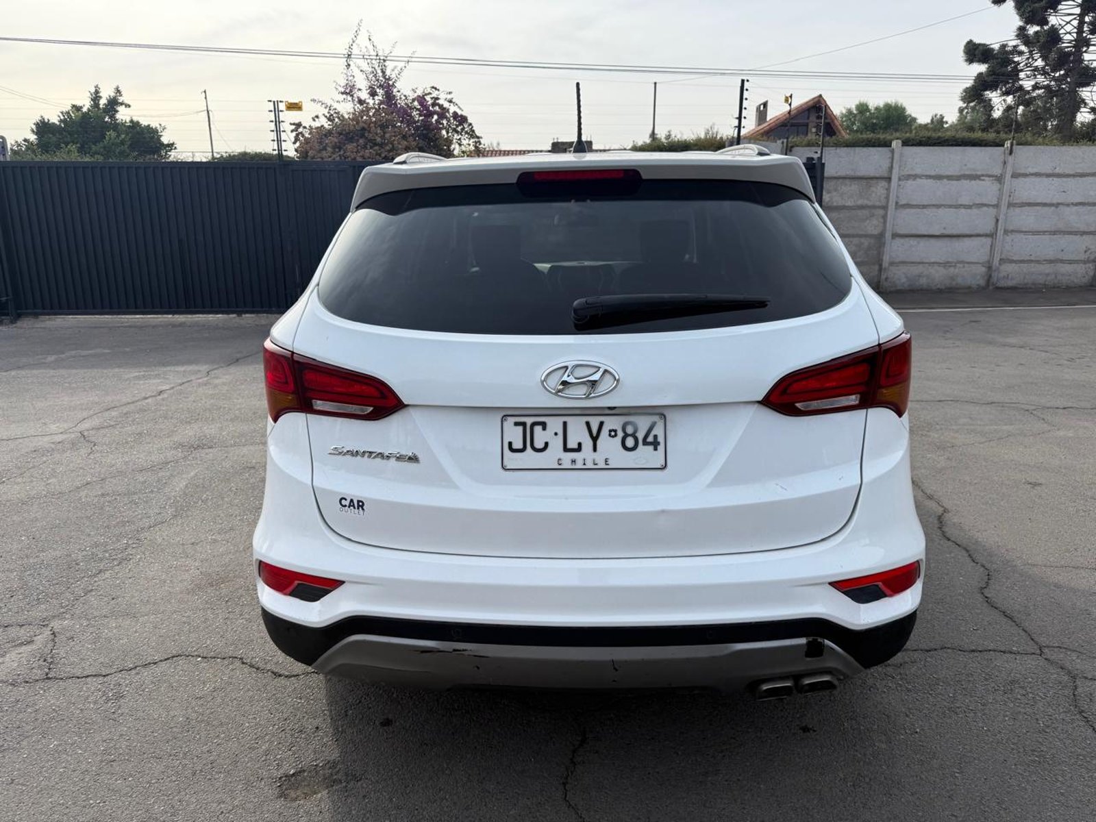 Hyundai SANTA FE 2.4 GLS 2WD 2017 - Imagen 4 de 20
