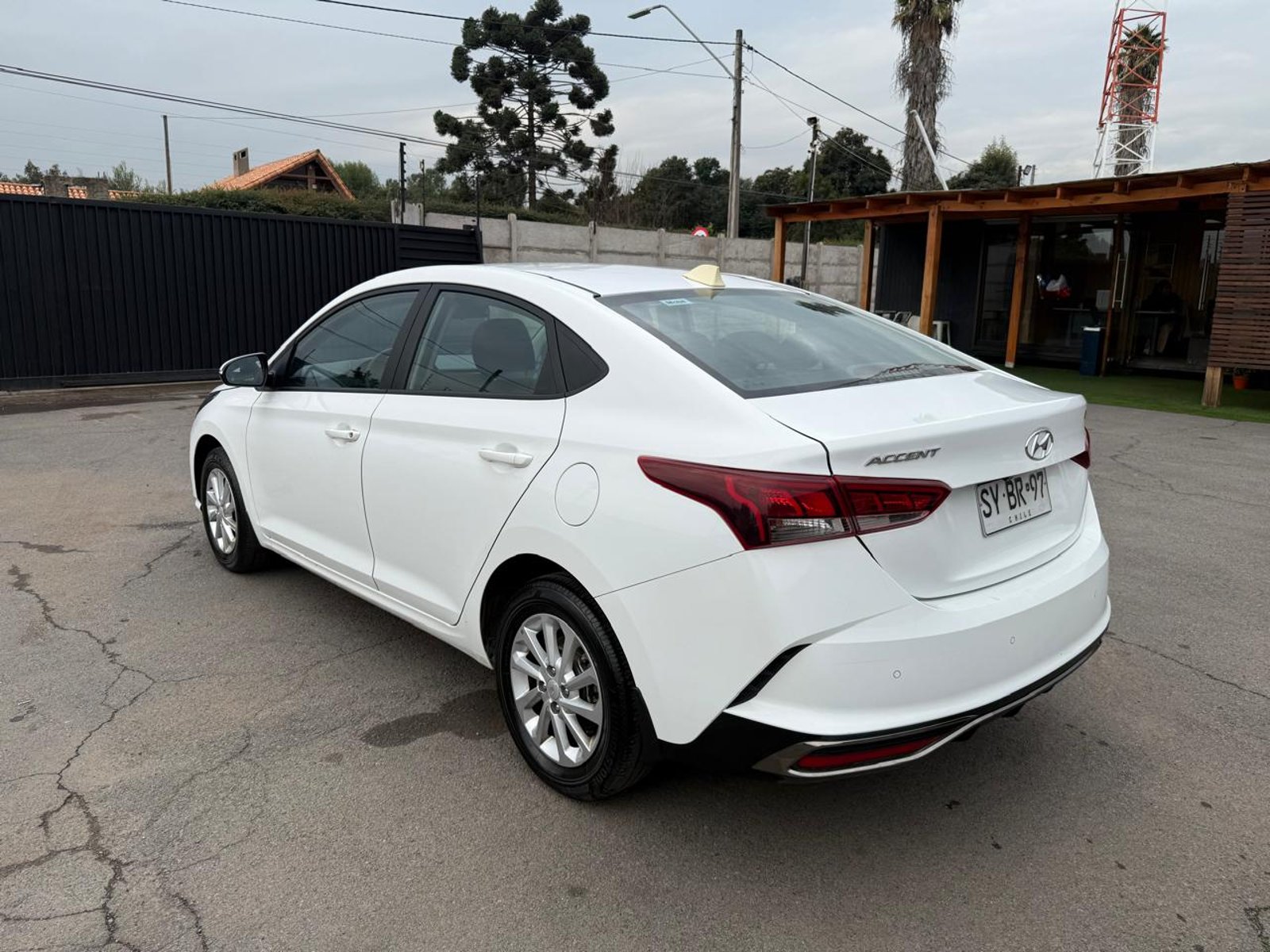 Hyundai ACCENT HCI 1.4 2023 - Foto 3 de 20