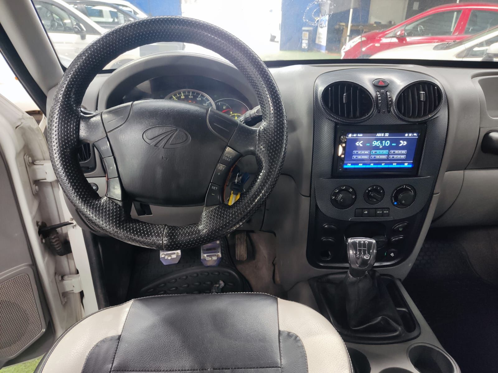 Mahindra NEW PIK UP XL D CAB 2.2 2018 - Imagen 10 de 12