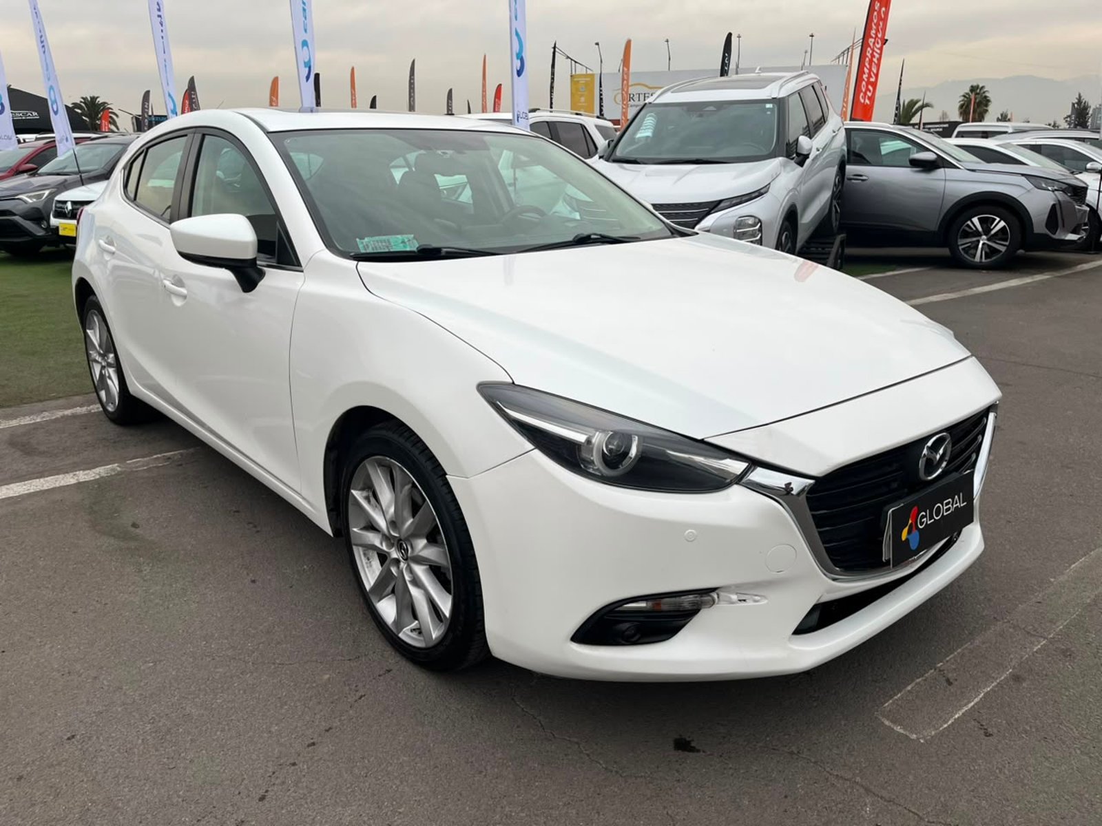 Mazda 3 HATCH BACK 2.0 AUT 2018 - Imagen 7 de 18