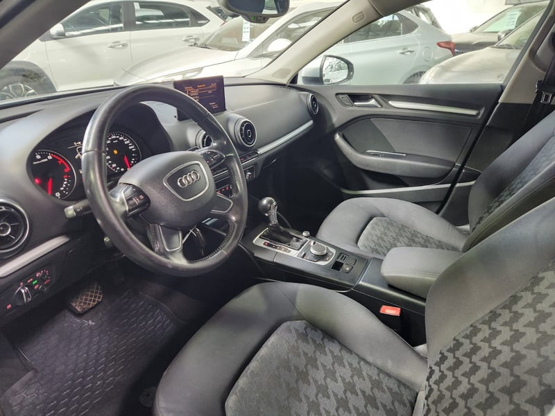Audi A3 ATTRACTION 1.2 TFSI STRONIC 2014 - Imagen 8 de 13