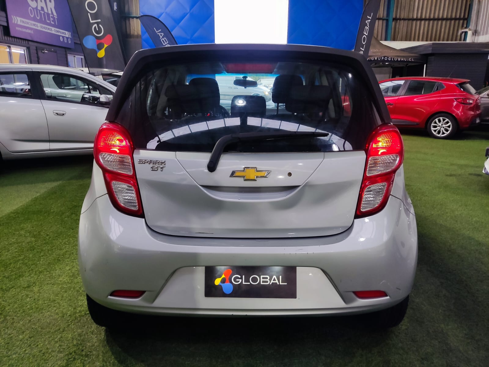 Chevrolet SPARK GT HB 1.2 MT LT 2021 - Foto 4 de 13