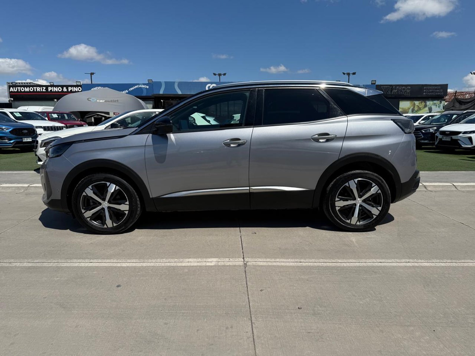 Peugeot 3008 THP 165HP 1.6 AUT 2025 - Foto 2 de 20