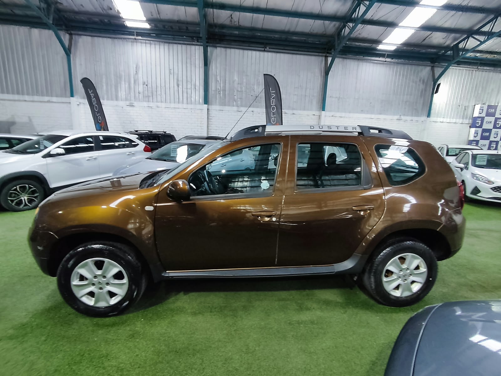Renault DUSTER DYNAMIQUE 1.6 2017 - Foto 2 de 15