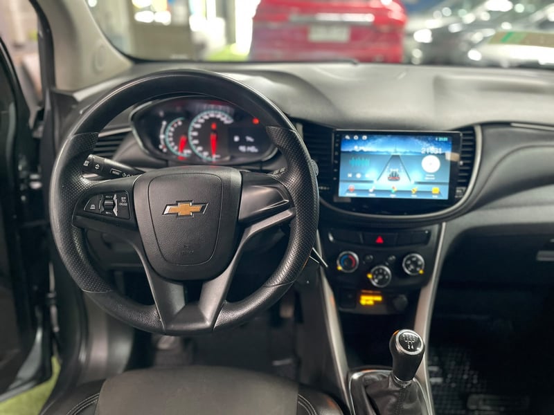 Chevrolet TRACKER FWD 1.8 2020 - Imagen 8 de 10