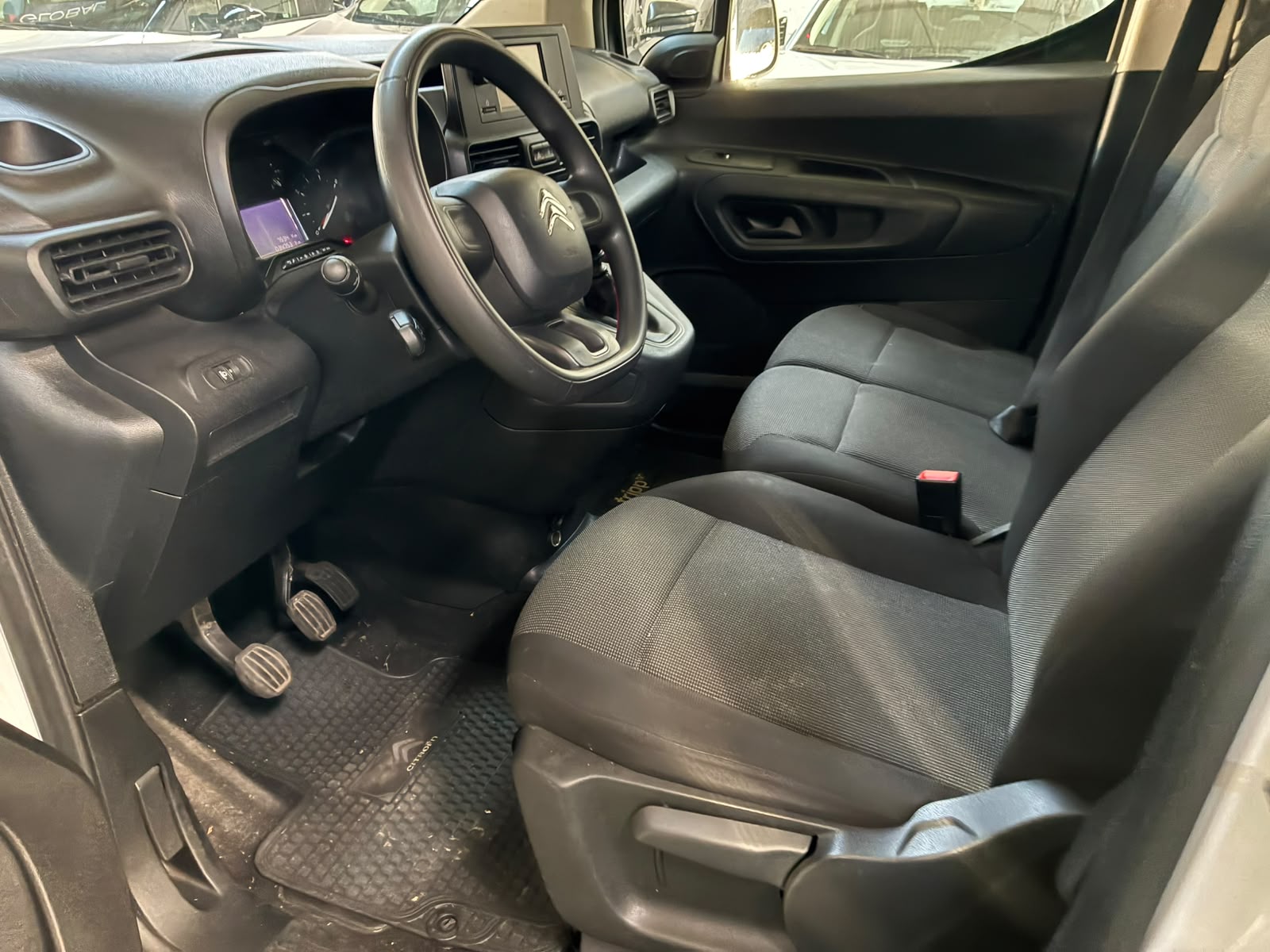 Citroën BERLINGO 1.5 2025 - Imagen 10 de 10